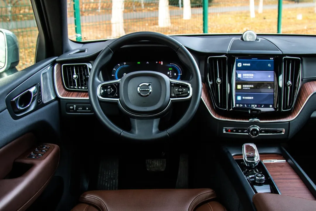 50万级性能天花板在哪?XC60 T8:看这里