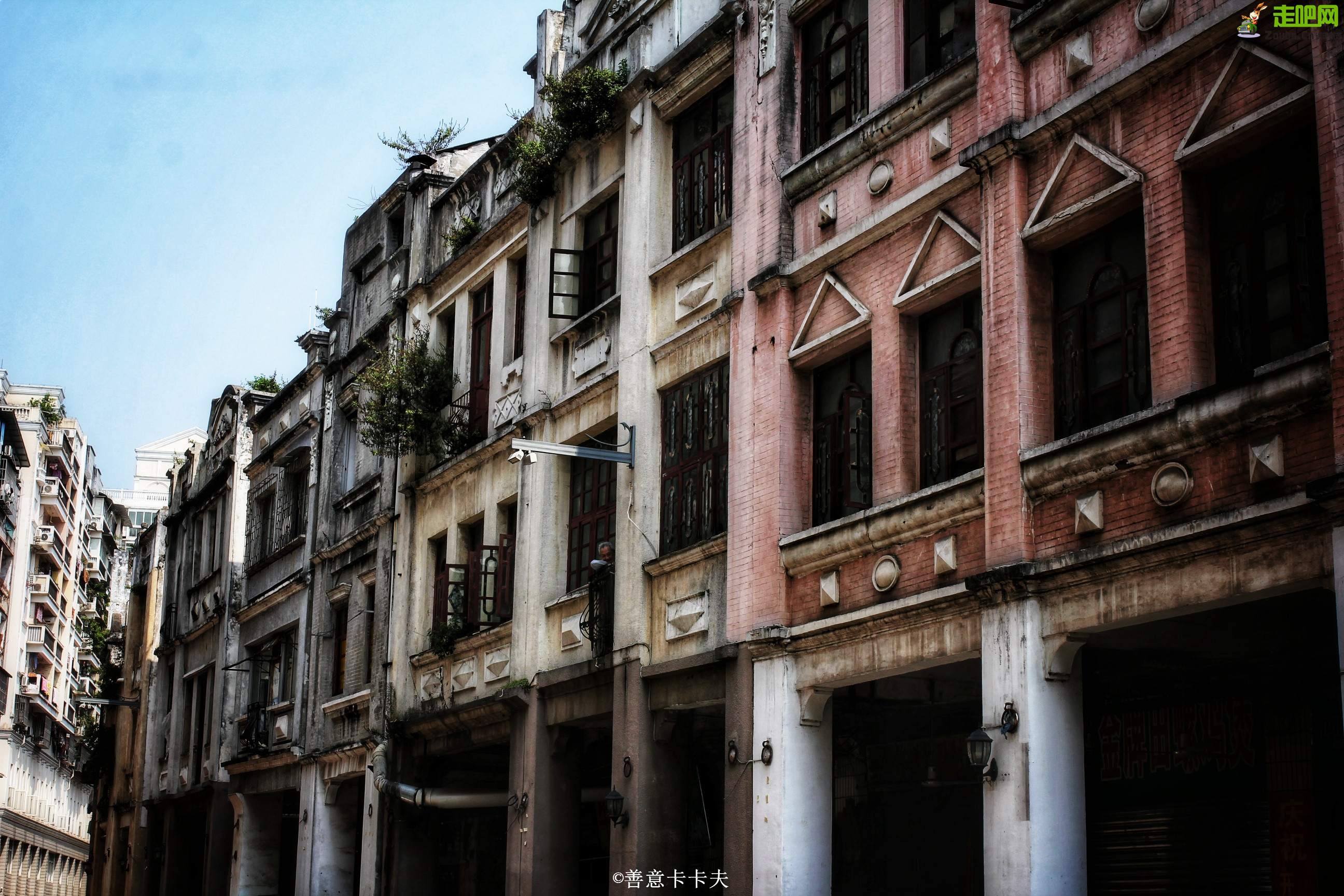 这座粤里粤气的广西小城，说粤语、吃粤菜、听粤剧，一身广东味道