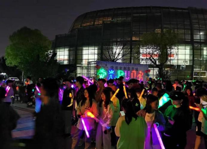 摘金夺银，捧回国家大奖！湖北这所大学实力超群，风格很“百变”