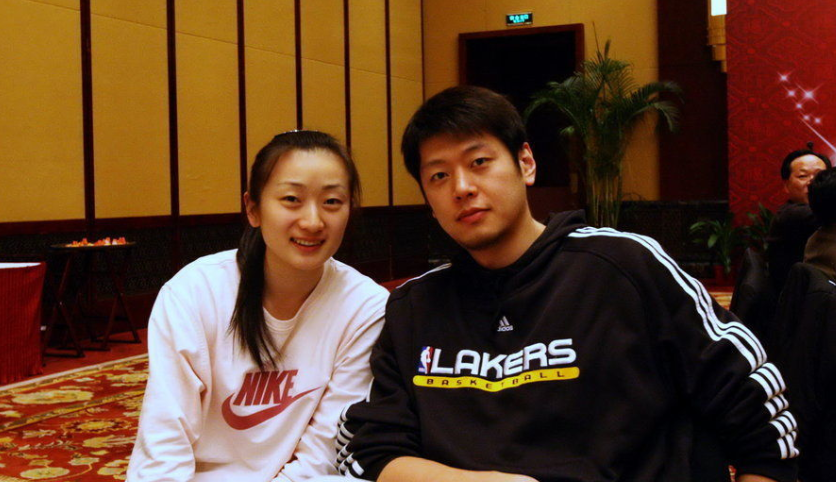 莫科为什么不去nba(莫科：27岁结婚，婚后5个月妻子离世，再婚和妻子照顾前妻父母)