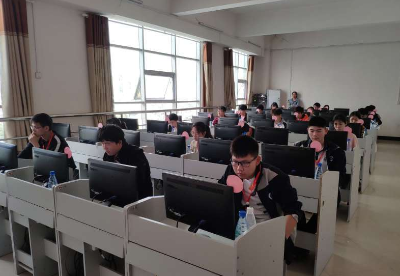 青春飞扬，舞动华章，安陆中职教育未来可期