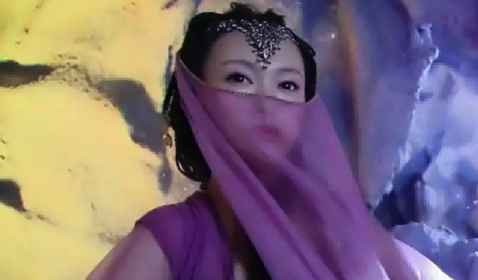 颜值不够别带“额饰”！13位女星造型PK，谁才撑得起倾国倾城