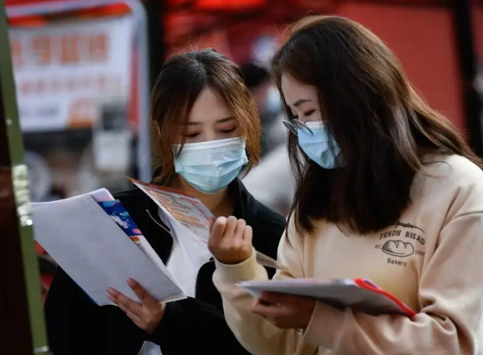 大学生的“奶头乐”，越来越多的年轻人正在依赖，却忽视了反作用