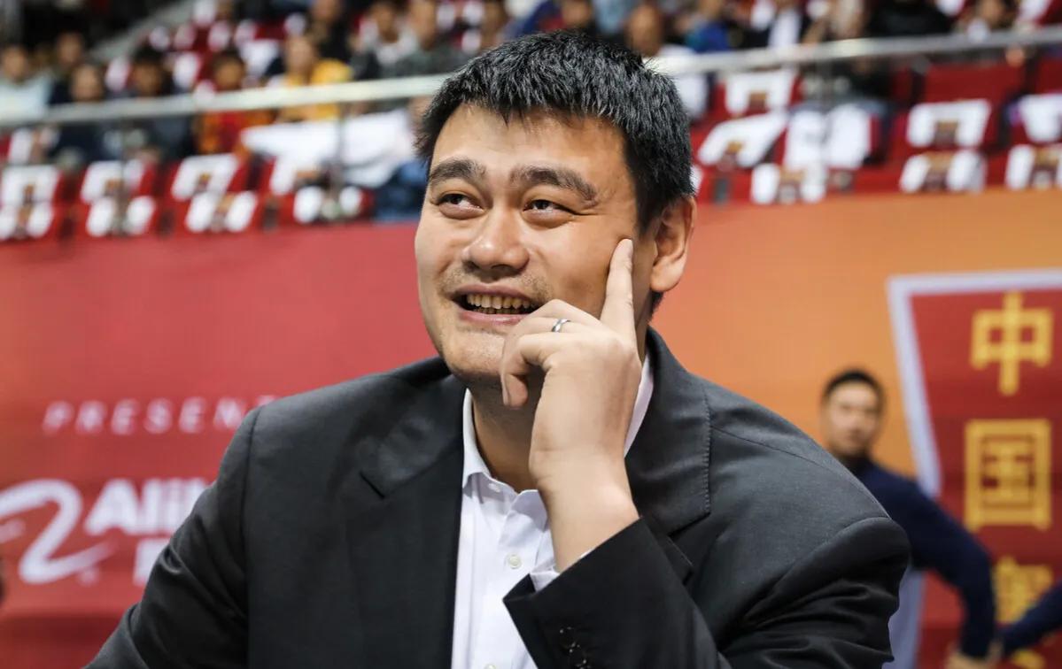 为什么广东球员不去nba(广东队被质疑夺冠可耻5大原因，本省球员没几个，夺冠全靠外地人)