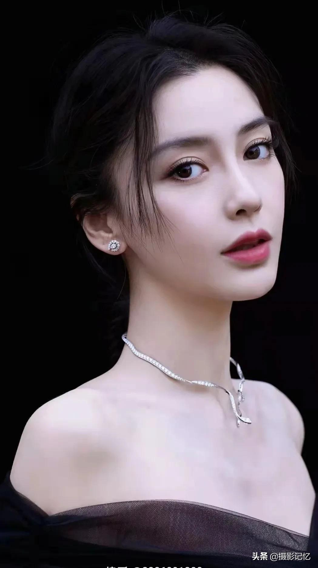 杨颖：吸引力十足