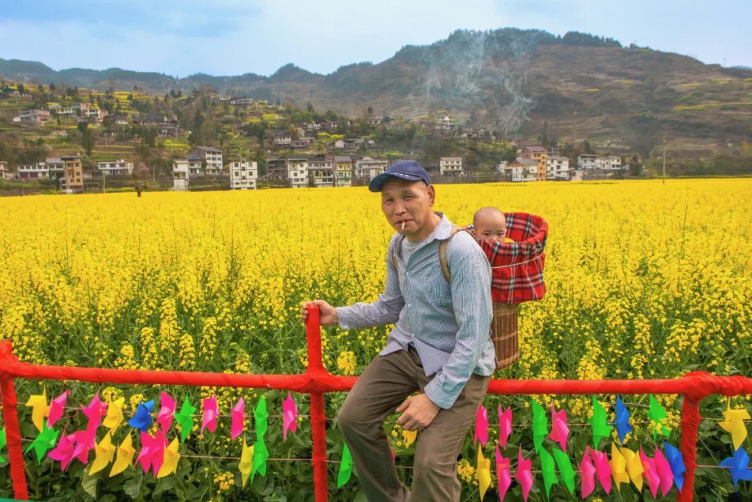 小众赏花秘境，别有风韵的醉美油菜花，藏在重庆贵州间的世外桃源