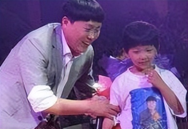 草根歌手刘大成：父亲陪我走上成名之路，走红后不忘农民本色