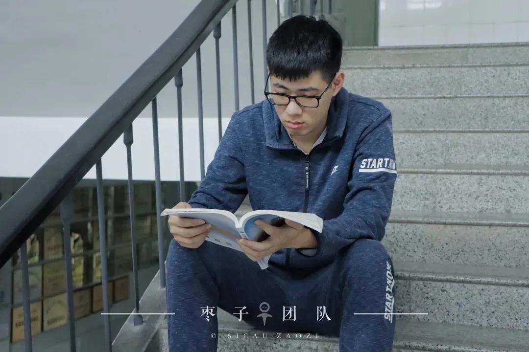 985×2+211×4=？，川农这个寝室不一般