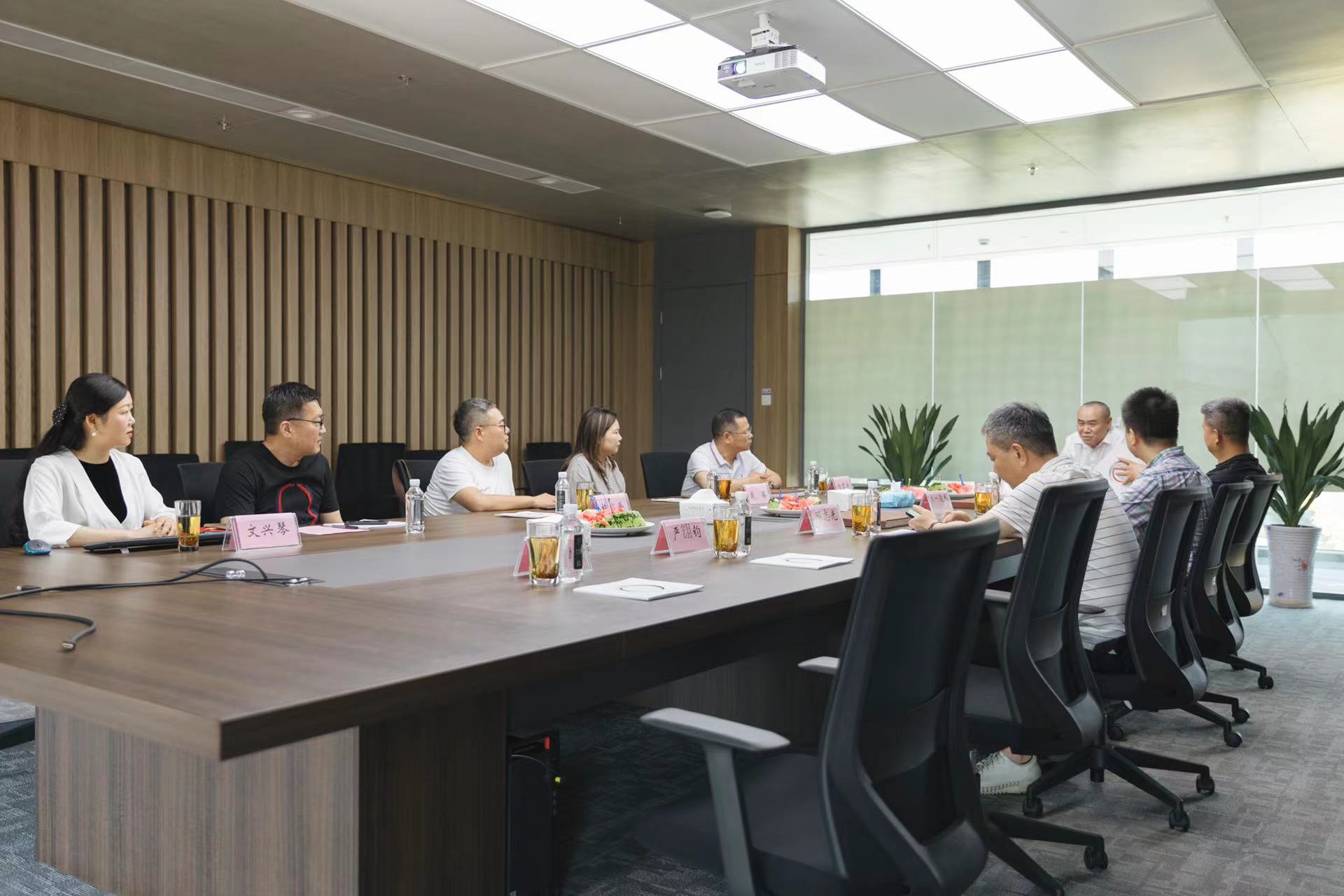 各界家居精英齐聚柏厨 共话未来探行业新趋势