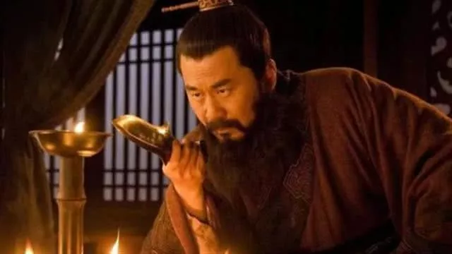 四大名著中,元宵节为何总有大事发生?