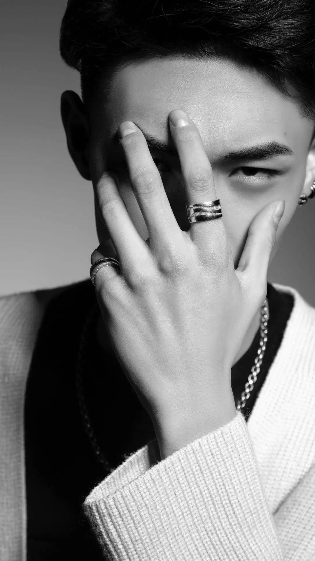 精选男明星壁纸合集｜秦霄贤｜白敬亭｜胡歌｜车银优｜陈立农