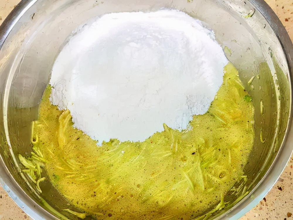 方便面、味精、鸡精，吃了会致癌？提醒真正有危险的是5类物质