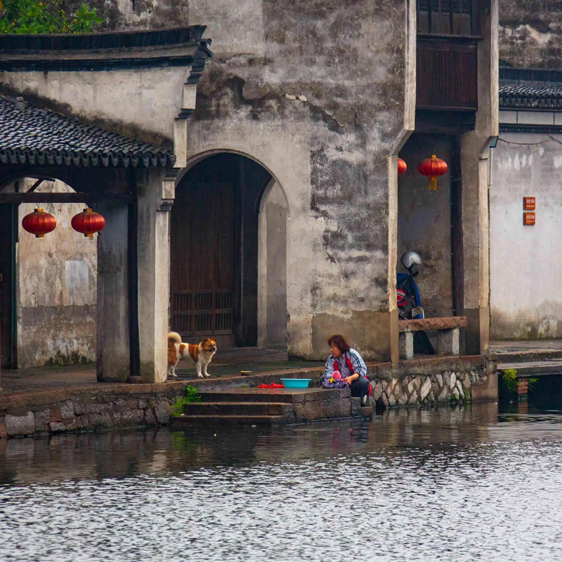 细雨霏霏中的南浔古镇 江南水乡名镇