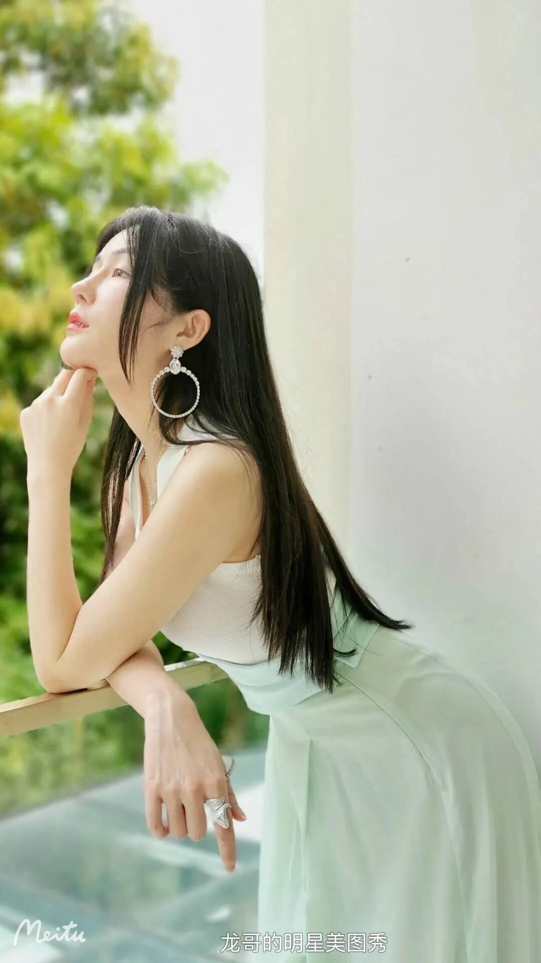 明星美图秀：汤晶媚