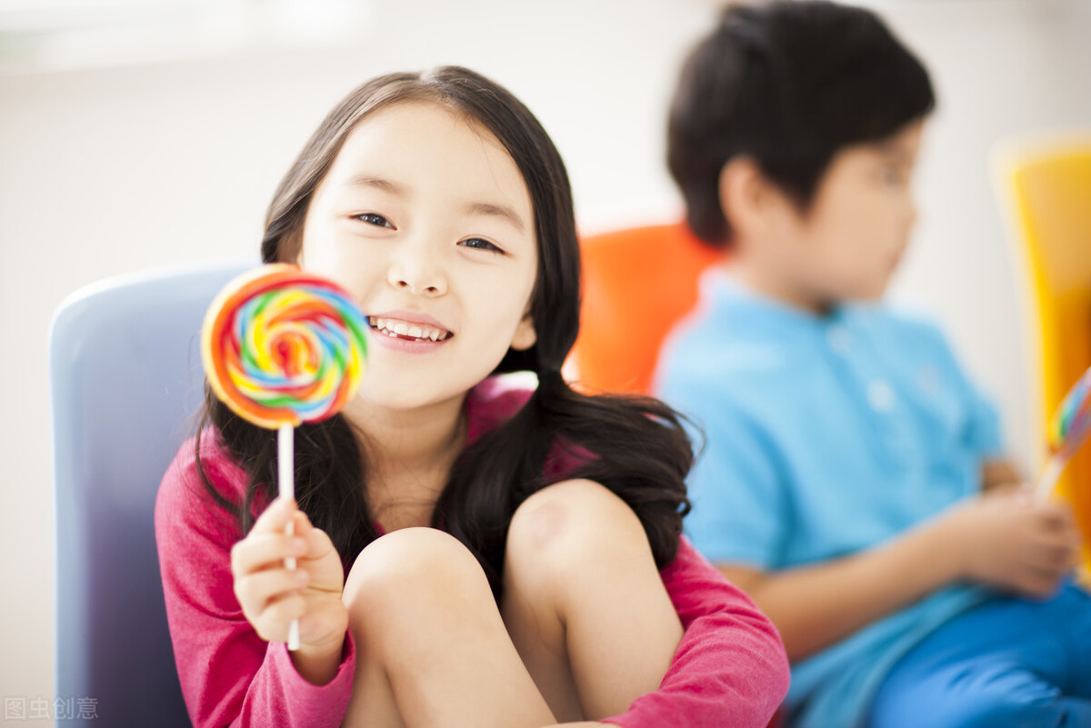 实体店接连倒闭，这些行业会被互联网取代吗？告诉你：没门