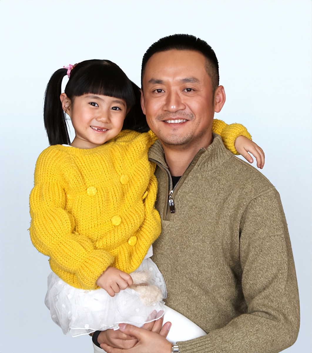 坎坷男星李坤霖：演配角走红，亲情和婚姻都有泪