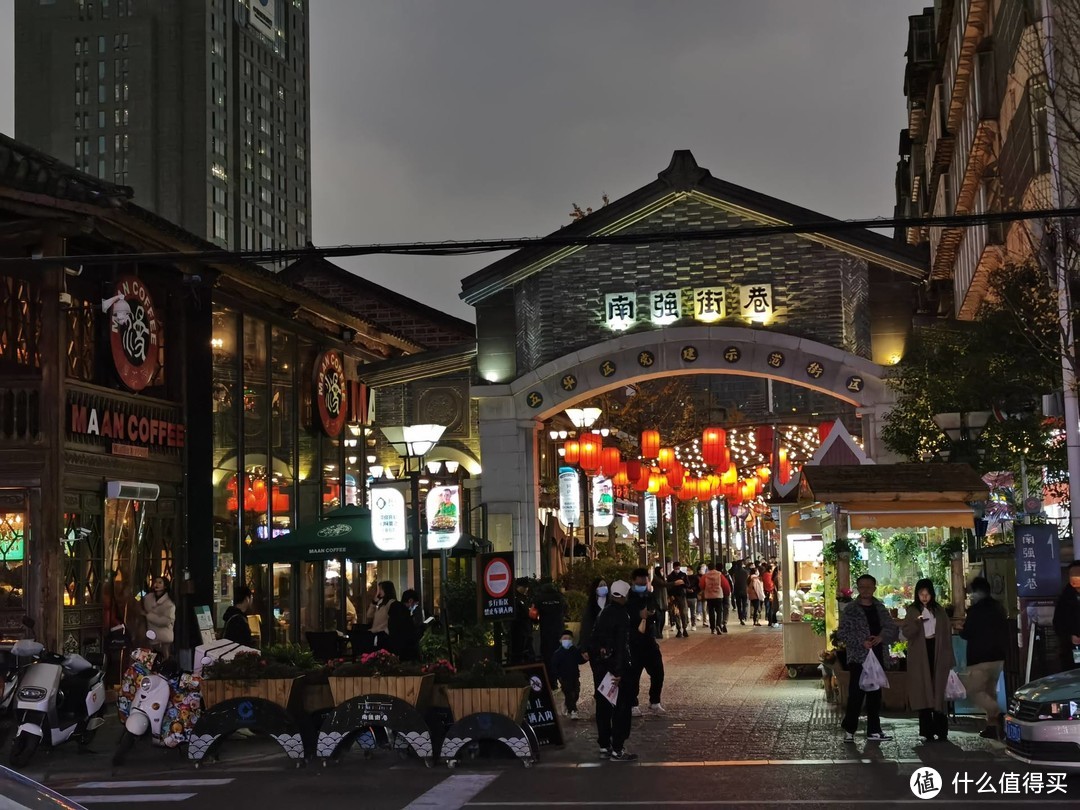 旅行就要边走边吃：舌尖上的昆明，盘点我在昆明吃到的各种美食