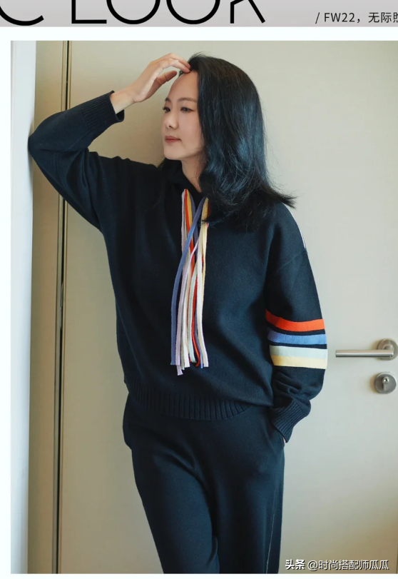 看了52岁咏梅，我才明白什么叫美得真实不做作！堪称中年女人典范