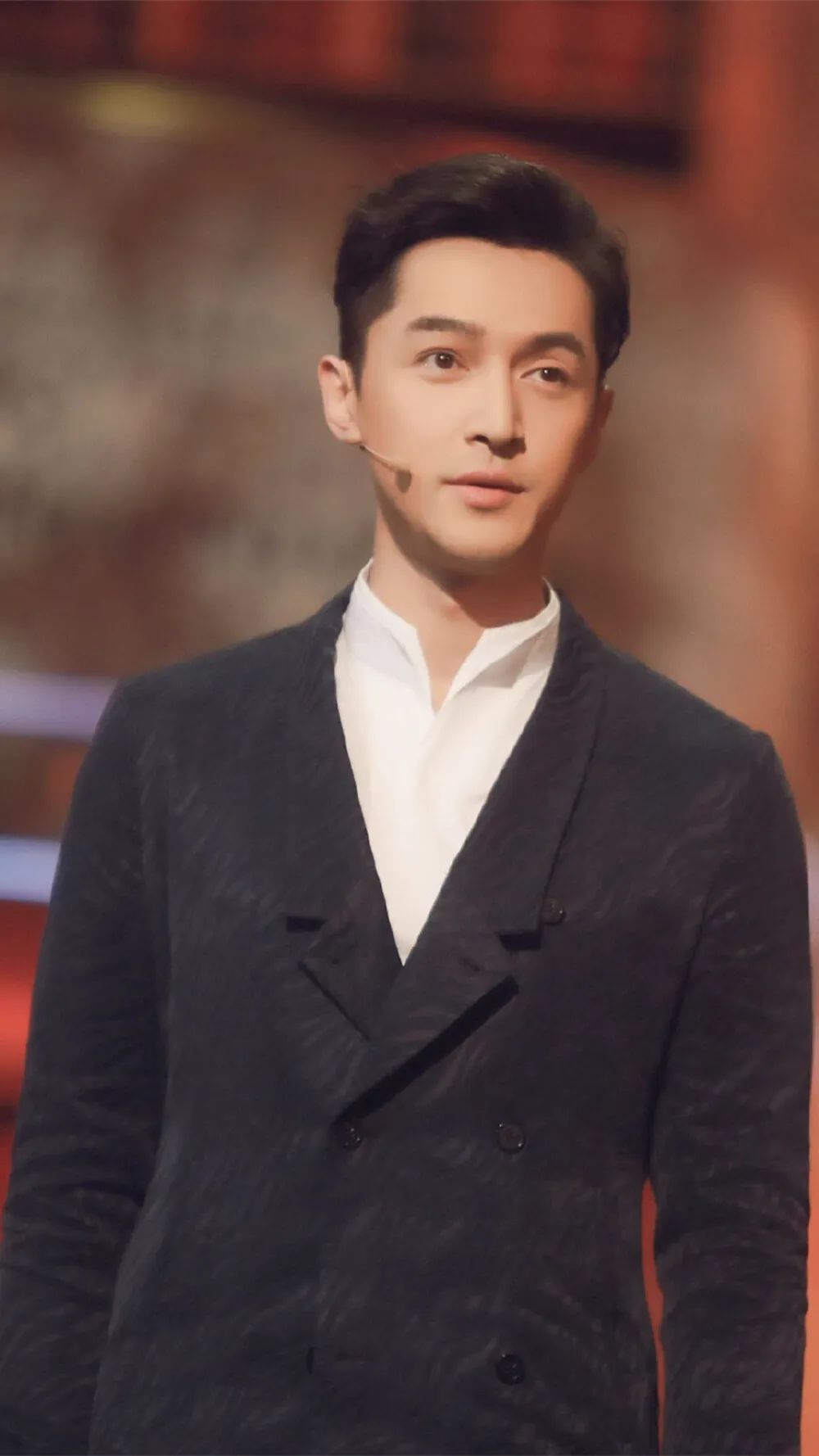 精选男明星壁纸合集｜秦霄贤｜白敬亭｜胡歌｜车银优｜陈立农