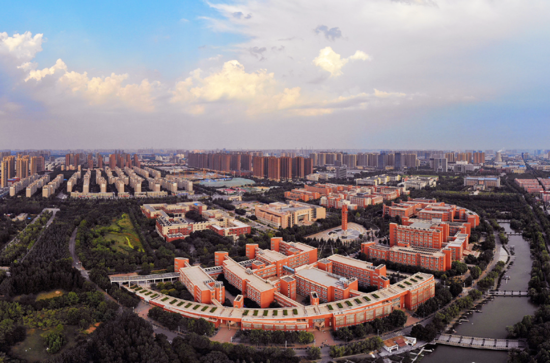 关注！郑州大学2022年招生直播第四弹来袭，书记、院长在线开讲！
