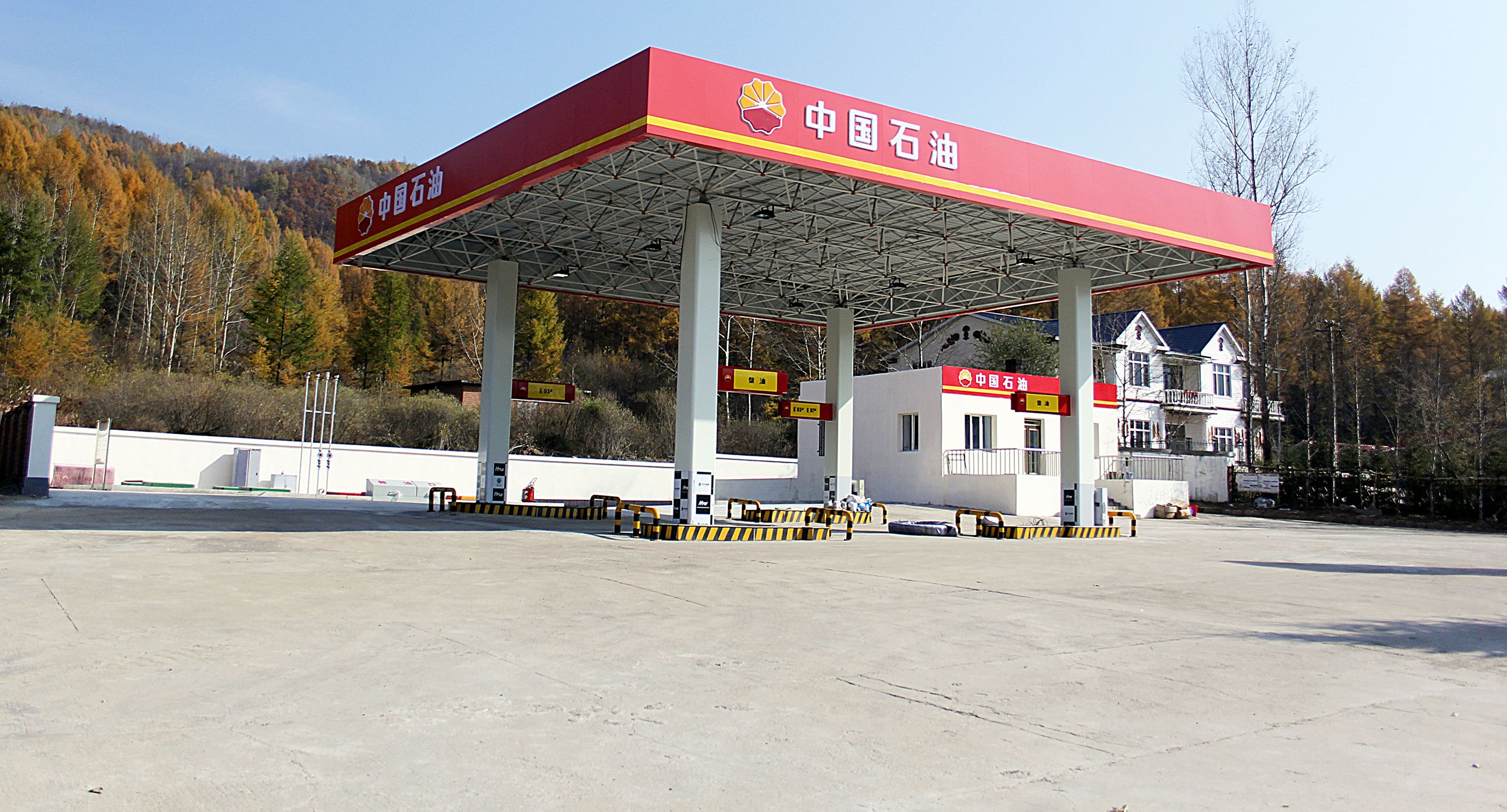 加92號汽車的車子換成95號汽油，經過2個月的對比發現3個明顯變化