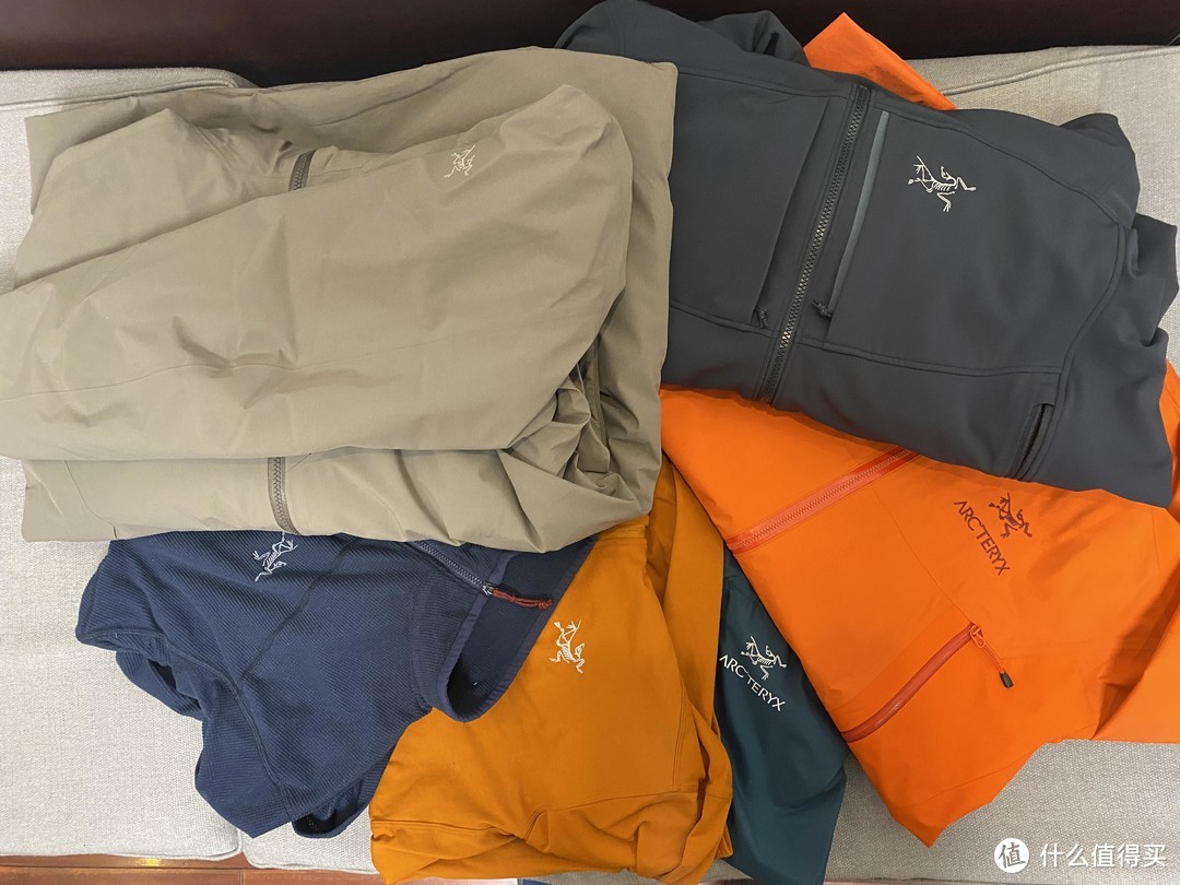 始祖鸟户外服饰：城市通勤的理想之选，值得选购的品牌