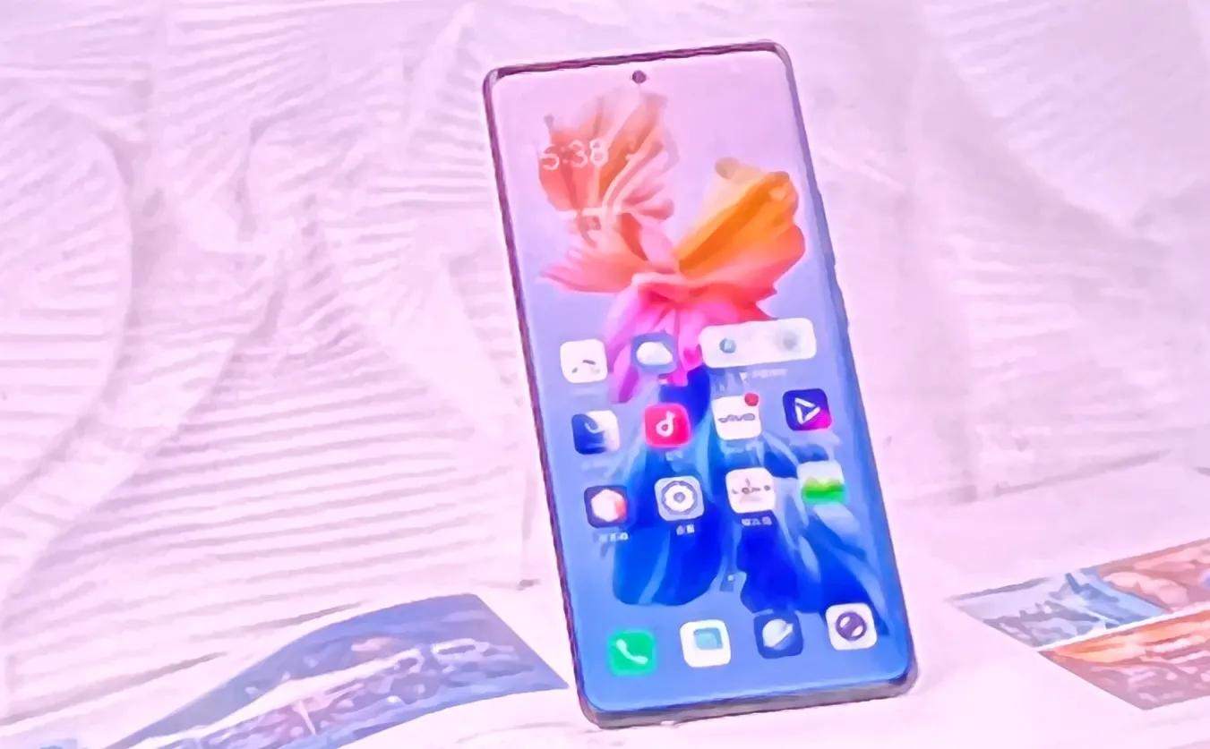 来说一下我从iPhone13手机，换到Vivo X80pro手机，使用后的感受