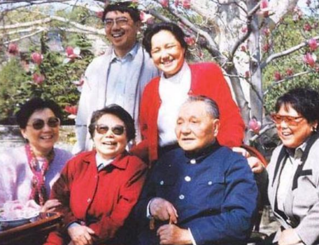 1997年，邓小平逝世，临终前对妻子卓琳说道：我还有一个心愿未了