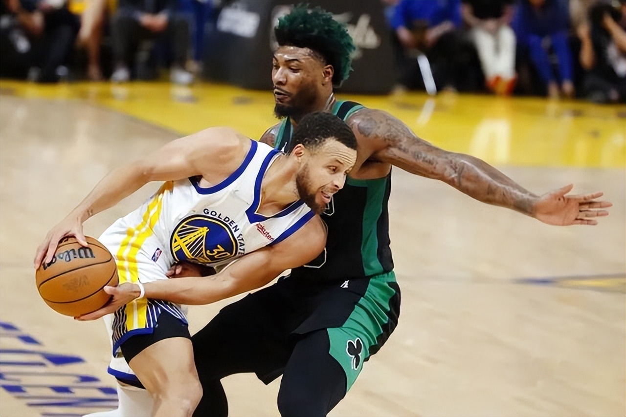 我盲猜，说唱巅峰对决的FMVP绝对不能服众