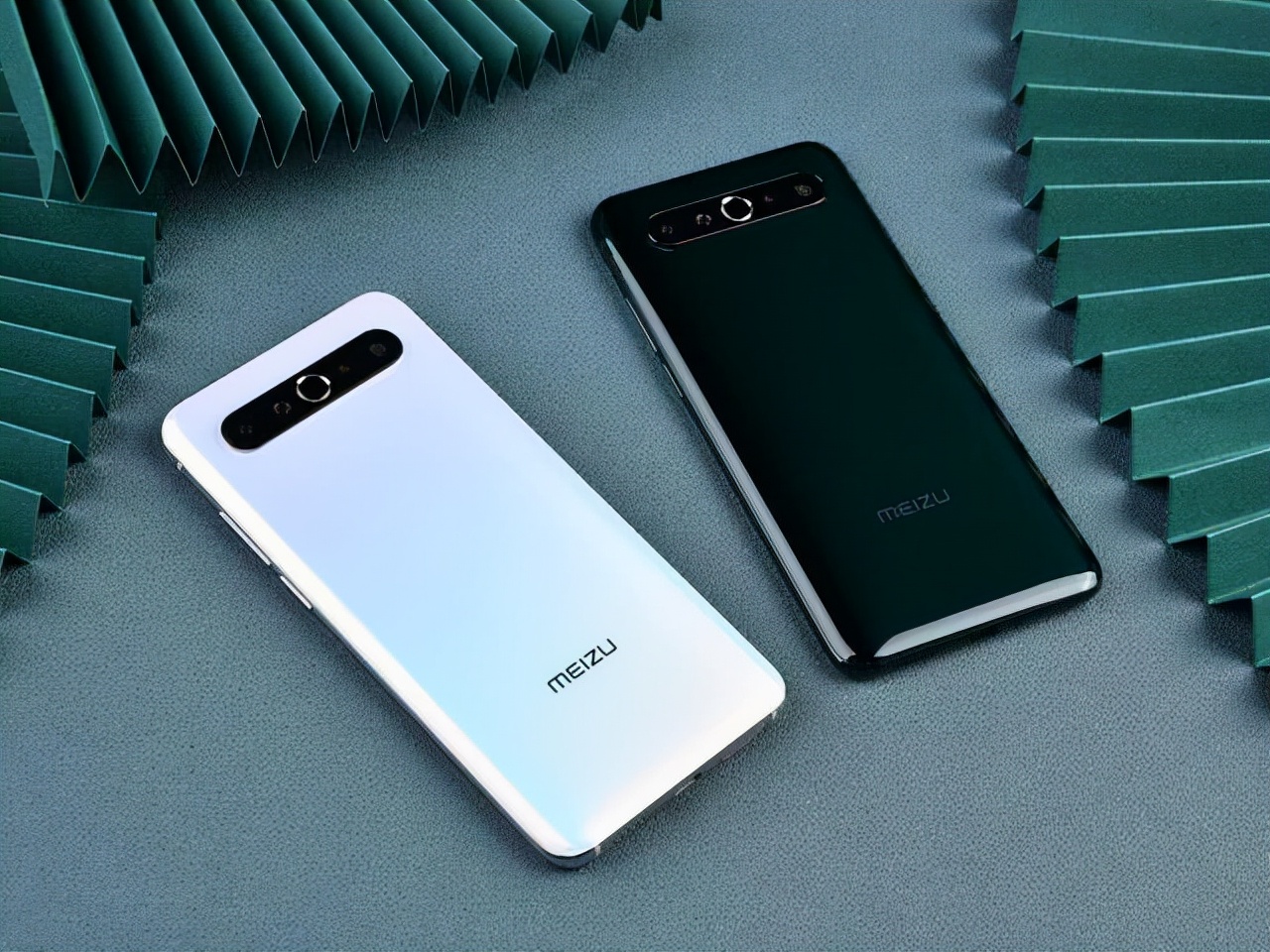 价格跌破2000元 过气的魅族17还值得买吗?