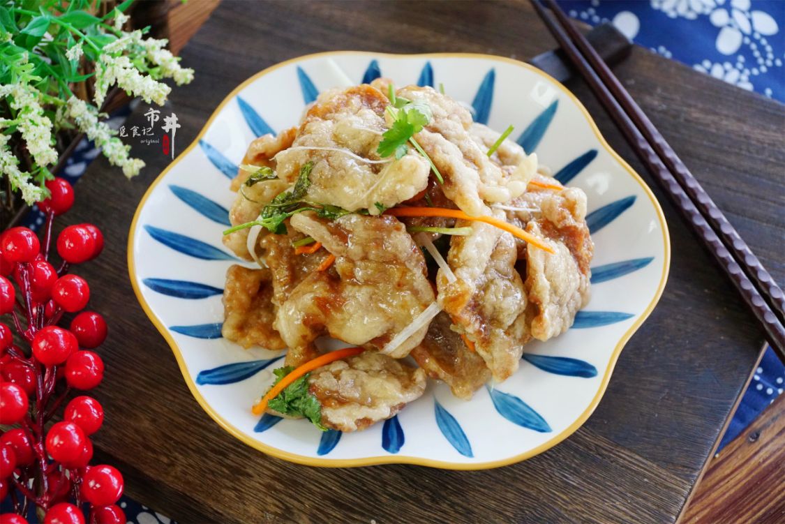 東北大哥指點的鍋包肉，外酥里嫩，果然味道不錯，孩子吃上癮了