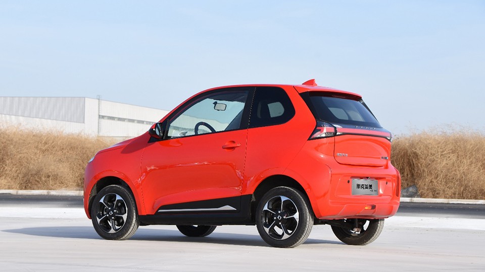 新款朋克美美即將上市，“老頭樂(lè)”企業(yè)的車你會(huì)買嗎？