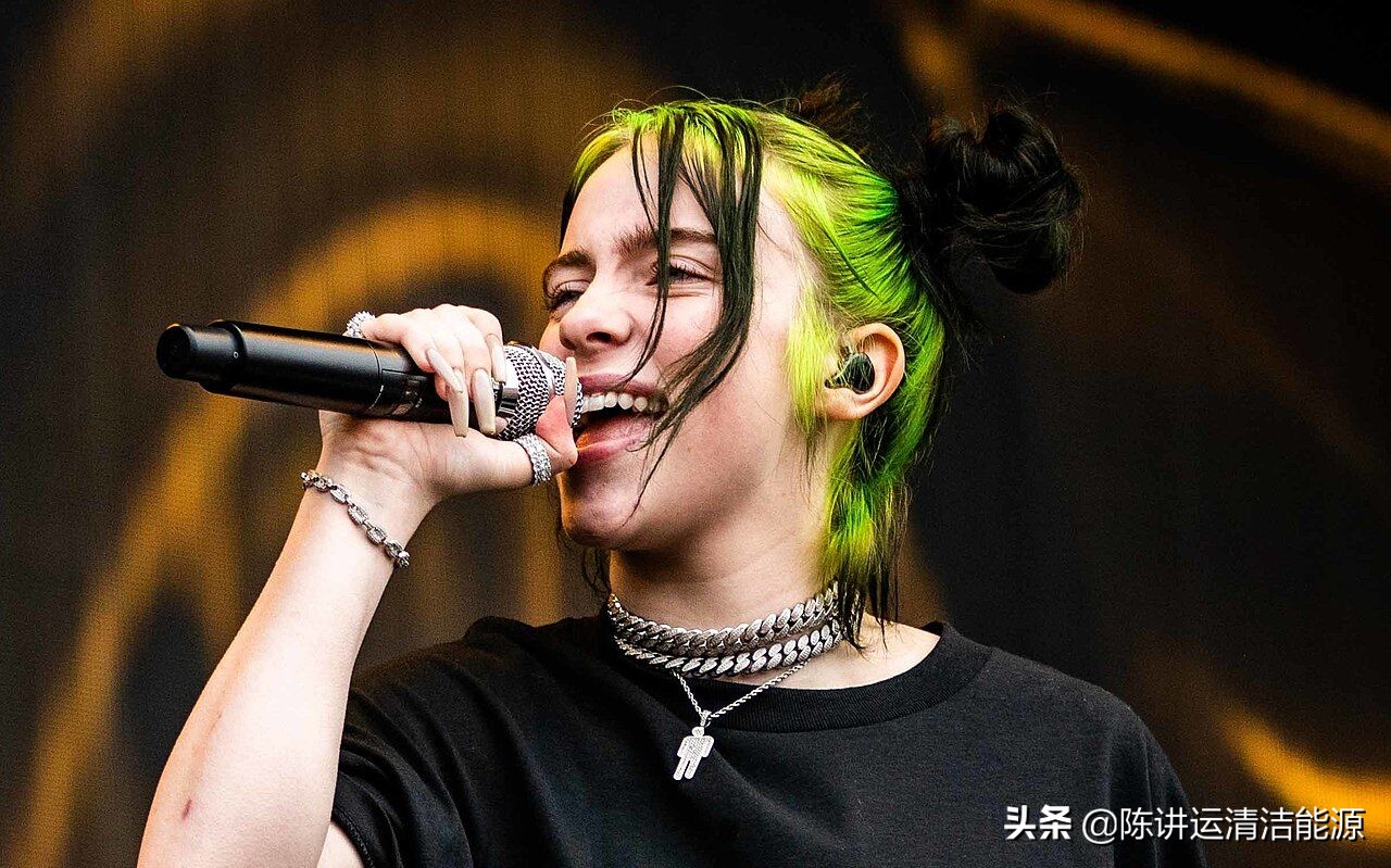 演讲者应该在舞台上发誓吗？