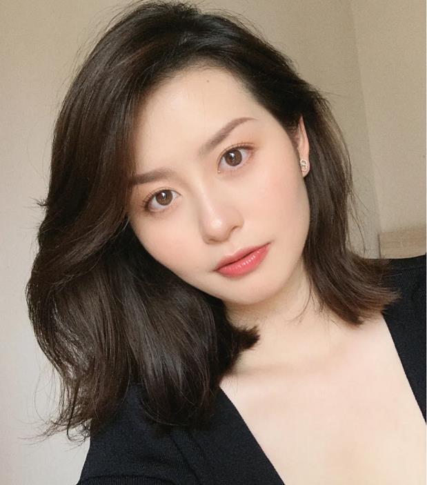 40-50岁的圆脸中年女人，适合留什么样的短发？