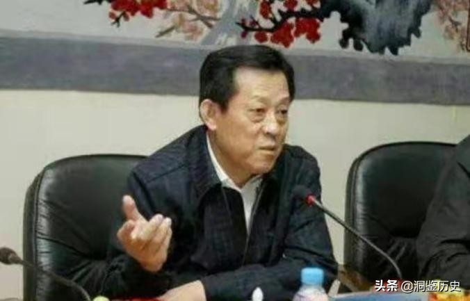 18年“大老虎”被打下马，退休时名下有房产2714套，敛财上百亿元