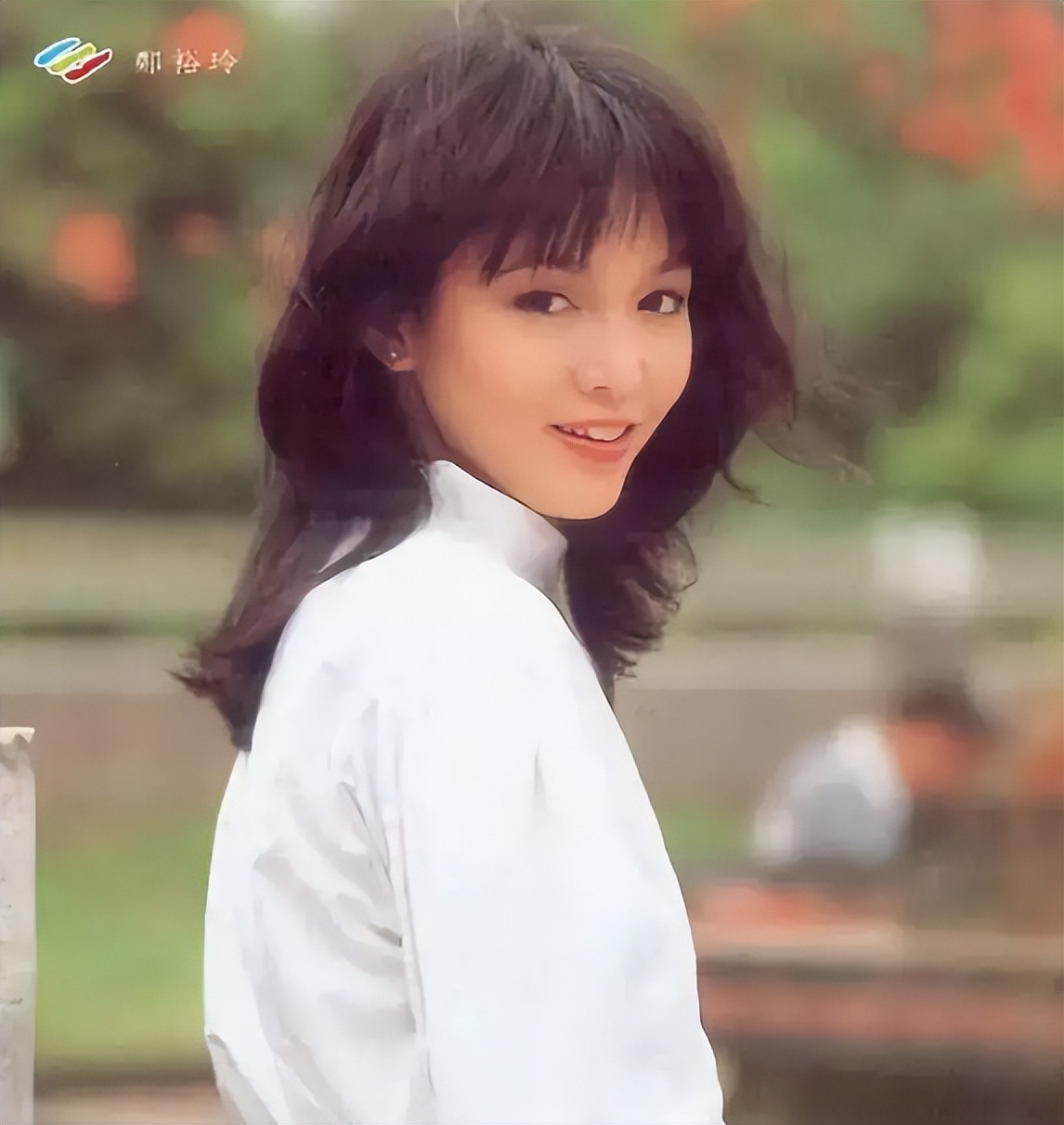 颜值忽高忽低、脸部时好时坏，这些灵动的女明星，都被医美坑惨了