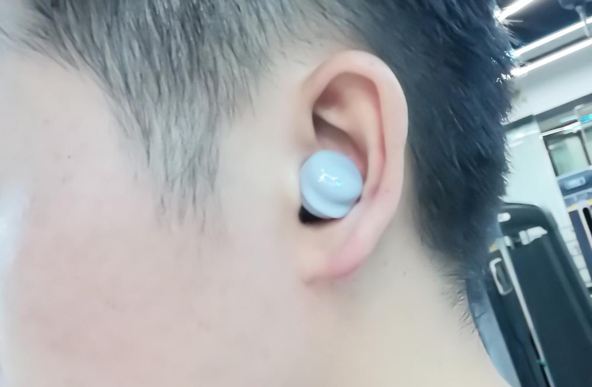 秒连，轻盈，易戴，QCY蓝牙耳机T17S开机评测