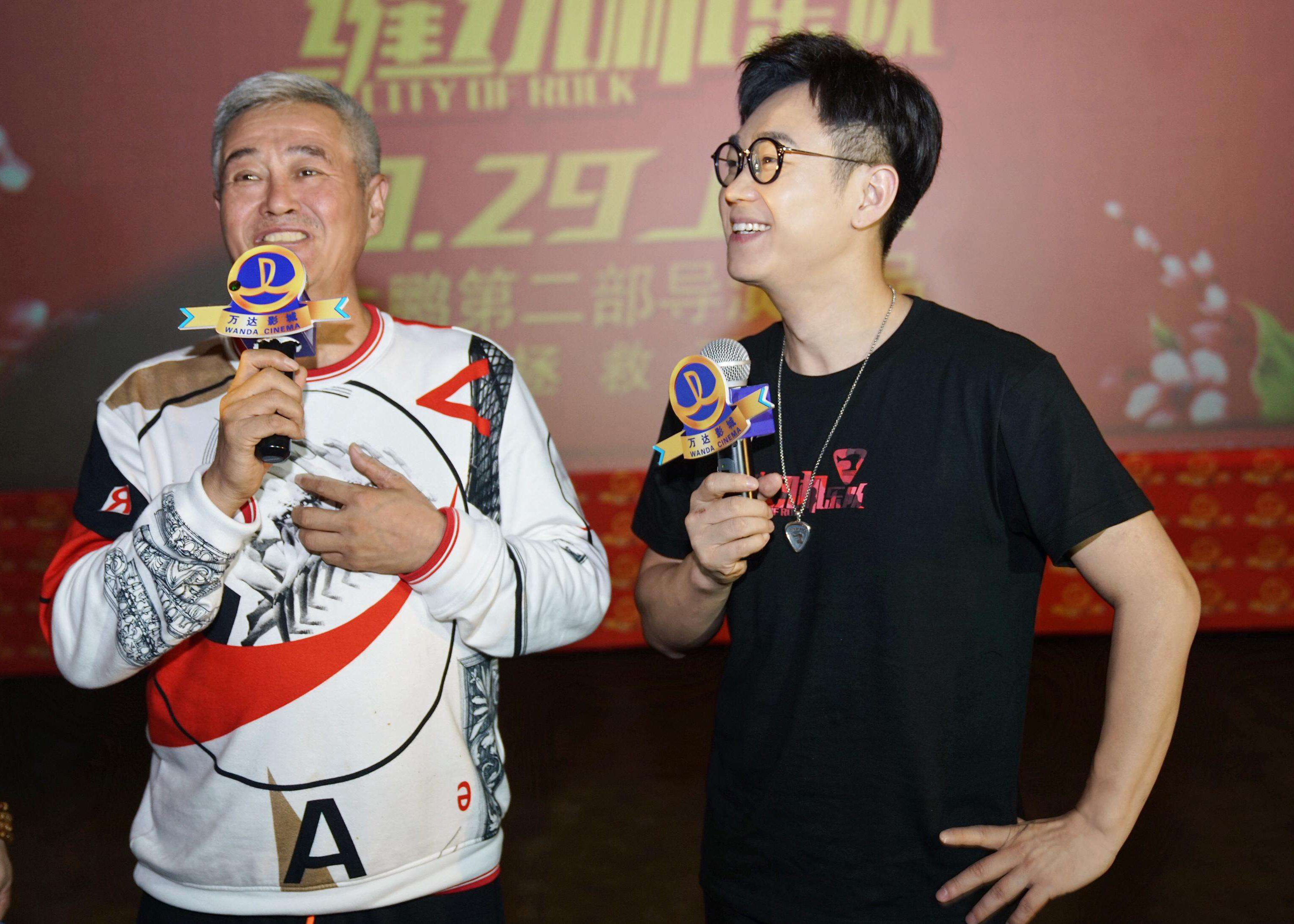 花2亿买飞机，赵本山是如何从草根逆袭成东北王，坐拥百亿身家？