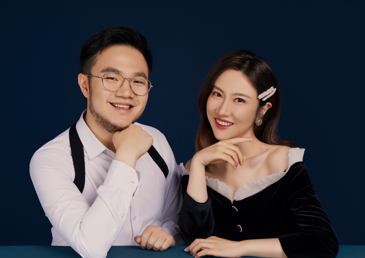 4月刚过4天，就有15个瓜，偷税漏税，被打掉牙齿，个个都是大瓜