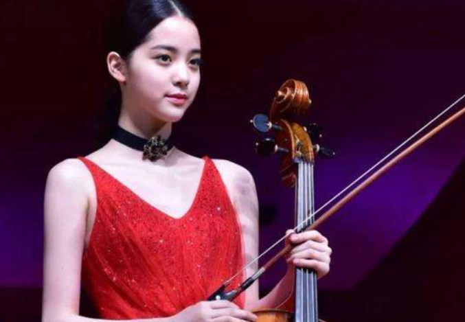 明星争相报考的“伯克利”，被质疑“门槛低”，真实水平出乎意料