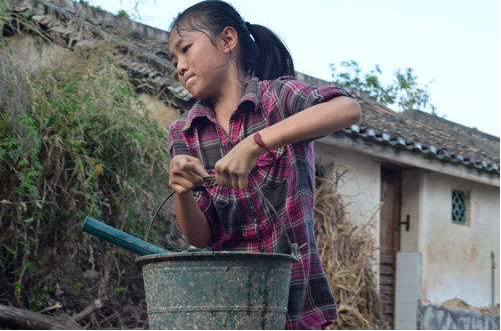 7年前，湖南38岁女教师倒追大27岁环卫工人，如今两人生活怎样？