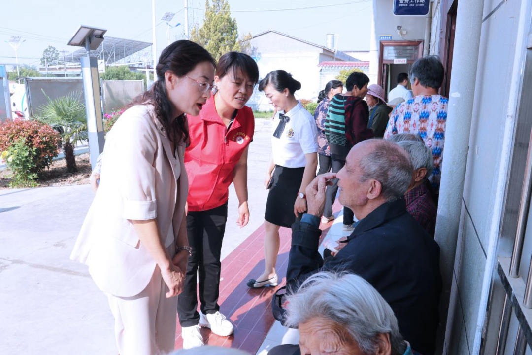 渭南市第二医院“家门口的医院”系列活动走进官底镇庙王村