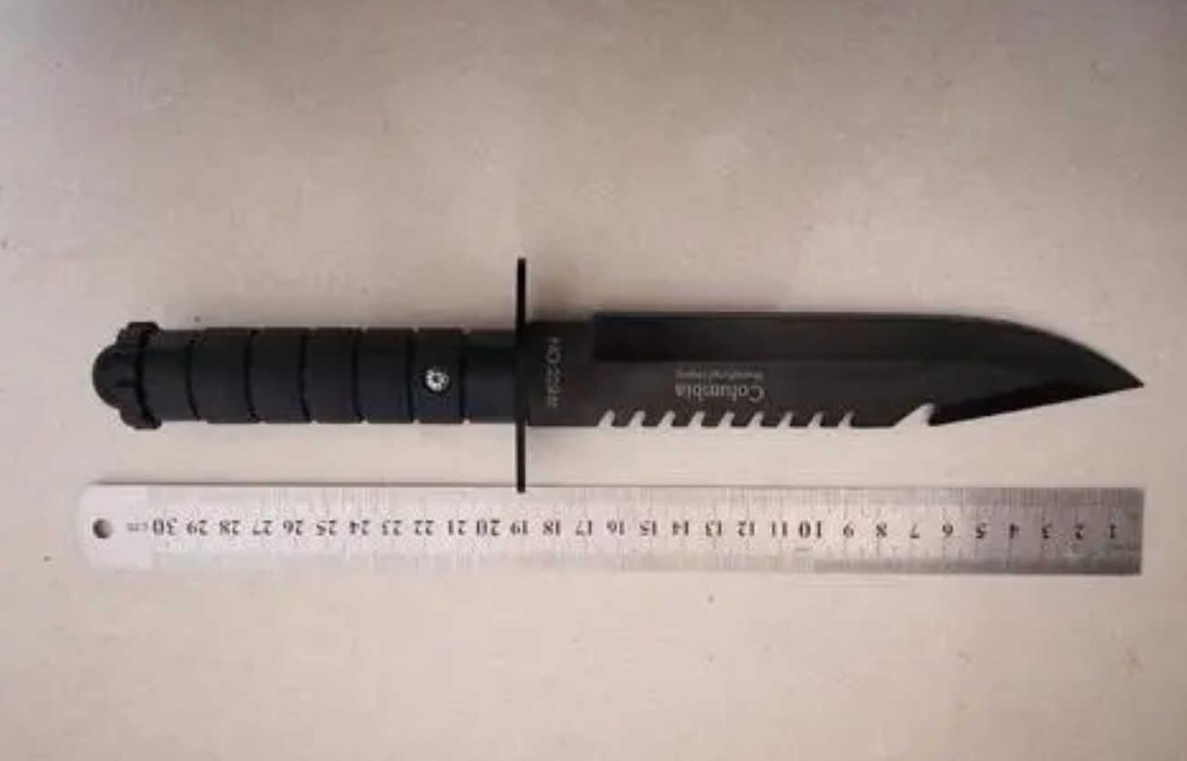 2020年，刺死霸凌者的15岁陈泗翰出狱，出狱前提出：别牵扯班主任