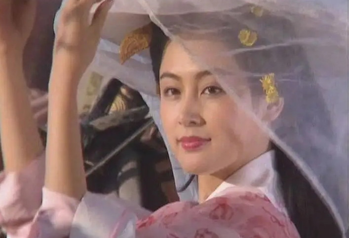 曾经艳压群芳，如今却老态尽显，这7位女明星年轻时太惊艳了