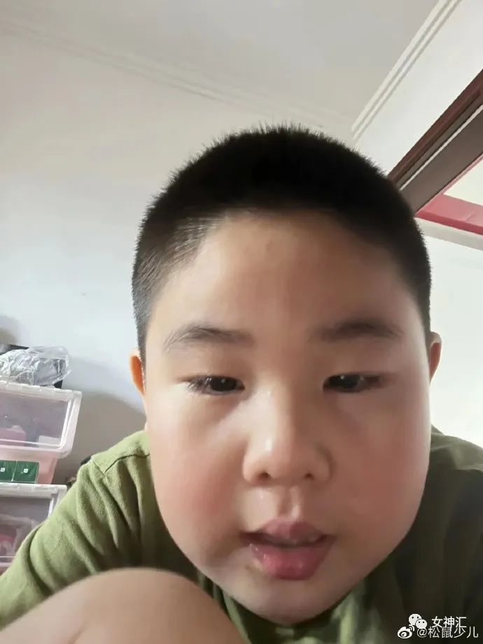 大S具俊晔婚礼现场照意外流出，沙雕网友评论笑不活了