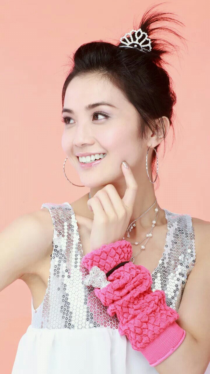 离婚12年后,如今郑中基婚姻幸福,为何阿sa还未将自己嫁出去