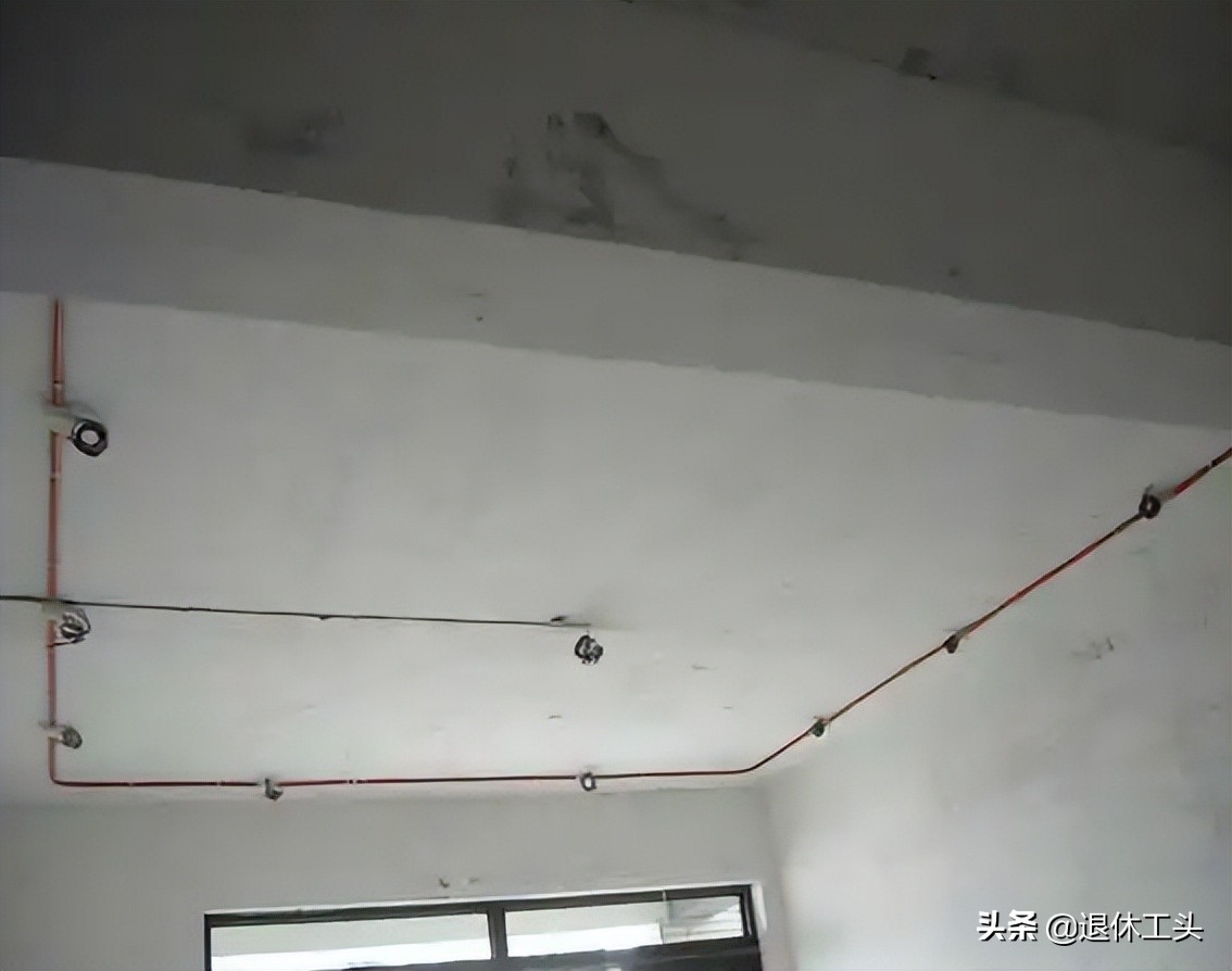 电线为何不能埋墙，布线这3点要注意，学会能省下不少钱