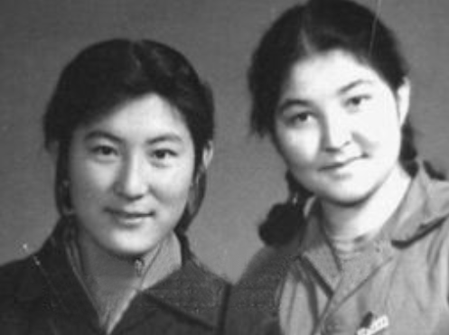 德德玛之子马克塔勒：心疼脑溢血偏瘫的母亲，像爱妈妈一样爱继父