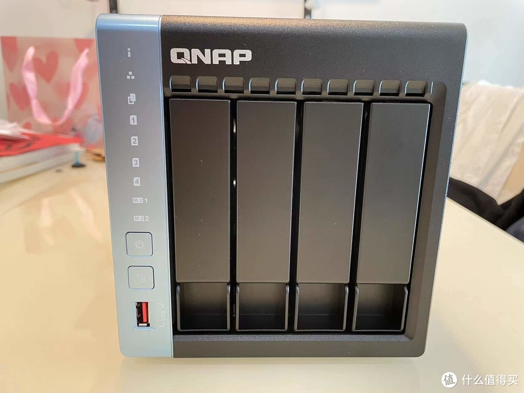 次时代NAS！威联通TS-464C分享：各方面还算满意，但价格真的值吗