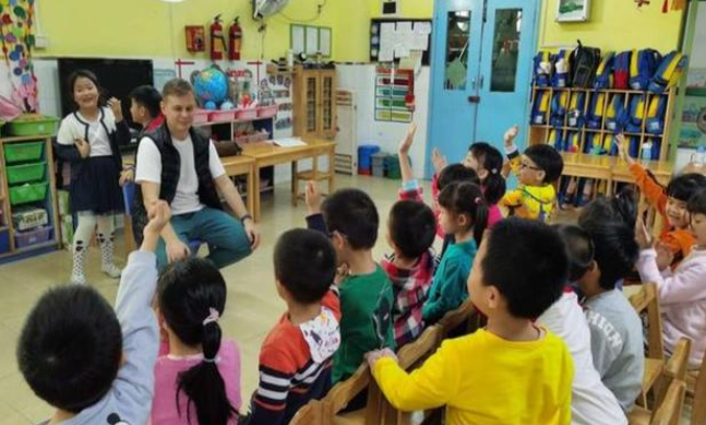 幼儿园里的兴趣班有必要报吗？智慧的家长会略过这3种，纯浪费钱